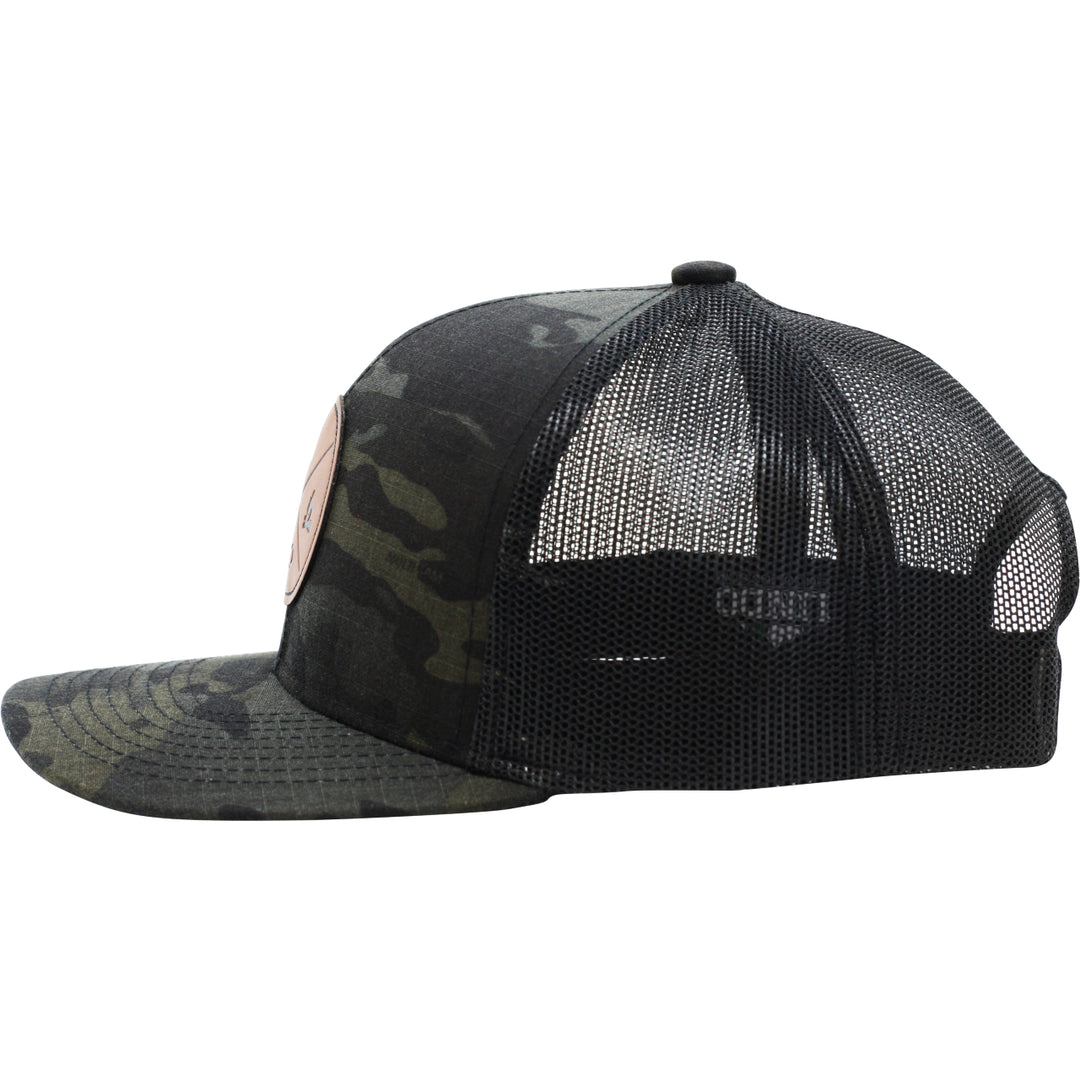 #color_black-camo